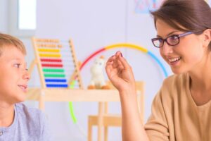 FORMATION <br>POSTUROLOGIE REFLEXE PRIMORDIALE<br>– Niveau 1 Pluri –<br>